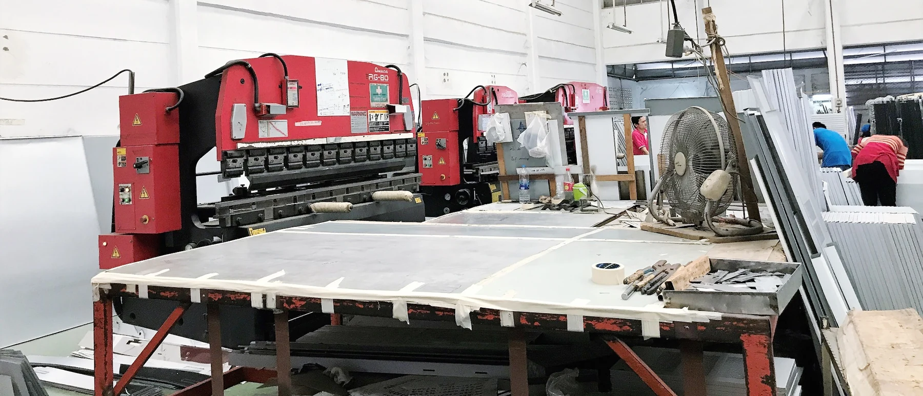 Sheet-metal forming and bending equipment