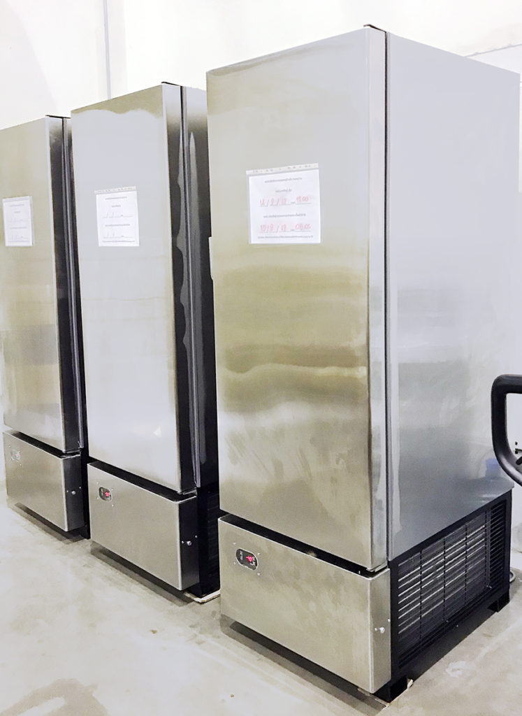 EUTECTIC: Eutectic, eutectic system, eutectic freezer, eutectic plate freezer, plate freezer, contact plate freezer, vertical plate freezer, PF-20, ps-20, pf-10, pf-12, ps-12, phase change material, PCM, ice cream freezer, eutectic temperature, deep freezing point, cold chain system, cold chain logistics, ice cream truck, refrigerated truck, mild fridge, cold truck, Eutectic Deep Freezer Thailand, Eutectic Plate Freezer Thailand, cold plate freezer, contact plate freezer, Cold Plate, Cold Plate Freezer, Quick Freeze, Rapid Freezer, Eutectic Packs, Ice packs, Ice Jel Packs, Coolpack, PCM, phase change material, cooling plate, 